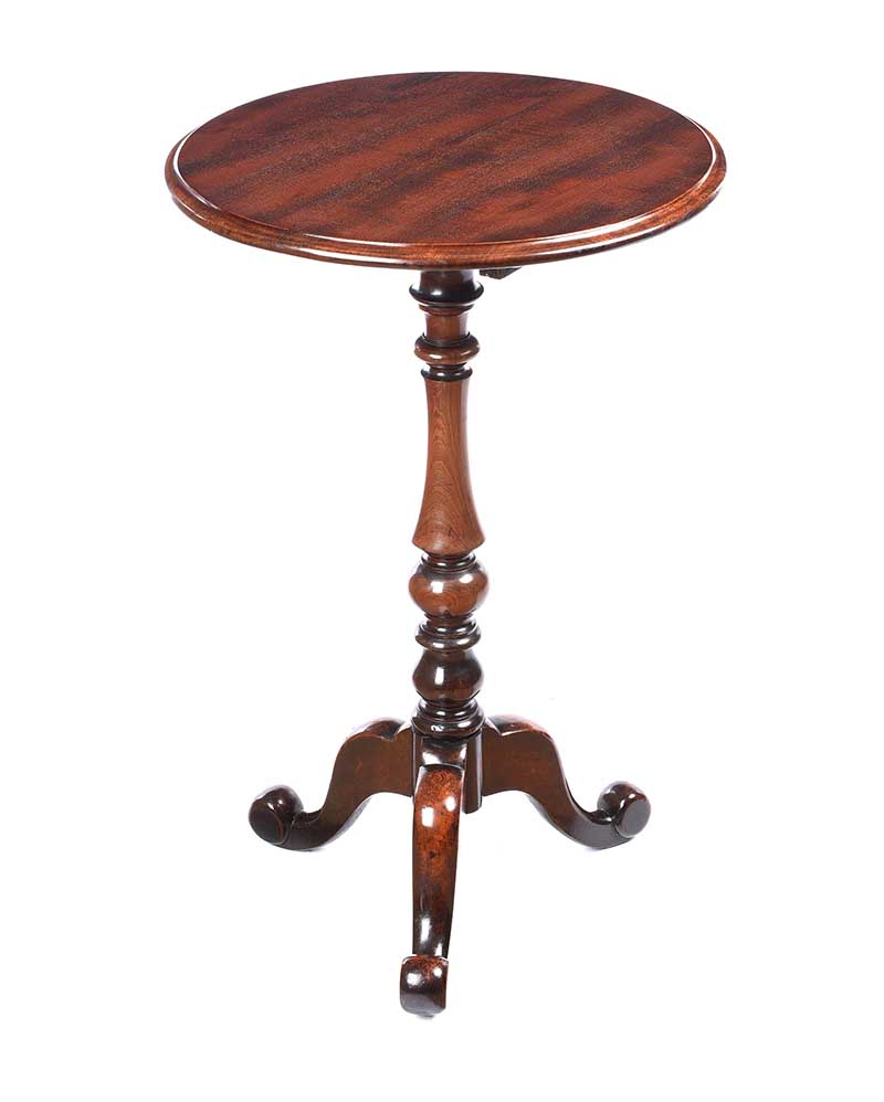 VICTORIAN MAHOGANY LAMP TABLE