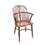 ANTIQUE ELM WINDSOR CHAIR