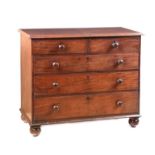 GEORGIAN MAHOGANY CHEST OF DRAWERS