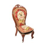 VICTORIAN WALNUT TAPESTRY CHAIR