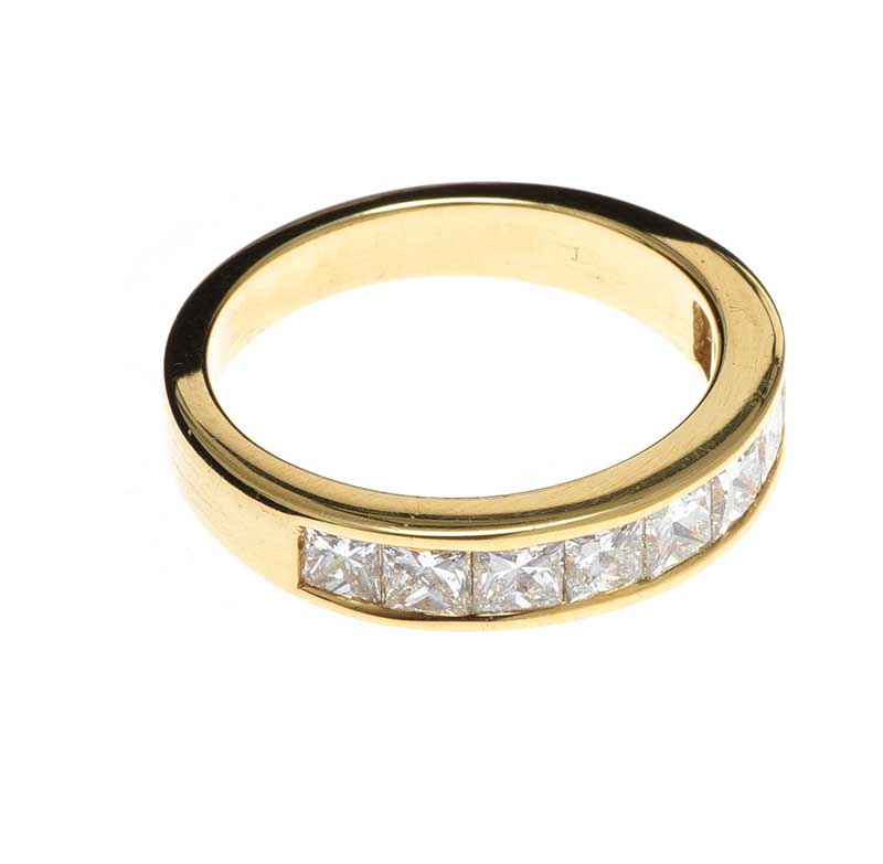 18CT GOLD DIAMOND RING - Image 2 of 3