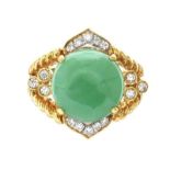 18CT GOLD JADE AND DIAMOND RING