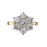 18CT GOLD DIAMOND CLUSTER RING