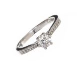 PLATINUM DIAMOND RING