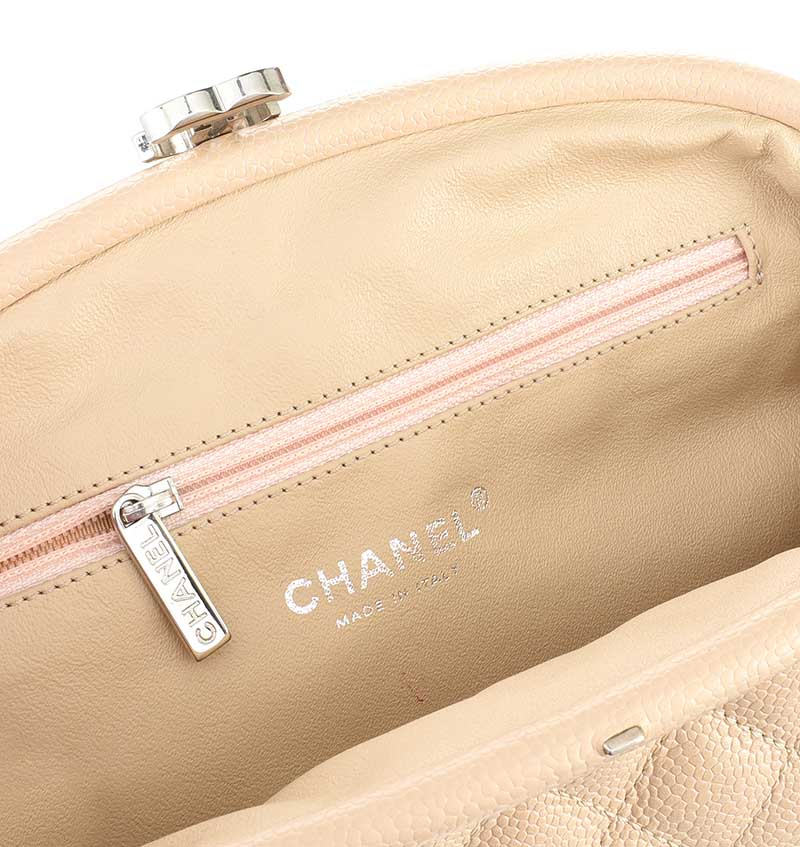 CHANEL 'MADEMOISELLE' CREAM LEATHER CLUTCH BAG - Image 4 of 5