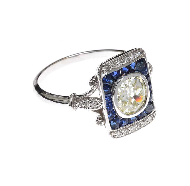 18CT WHITE GOLD SAPPHIRE AND DIAMOND CALIBRE RING - Image 2 of 3