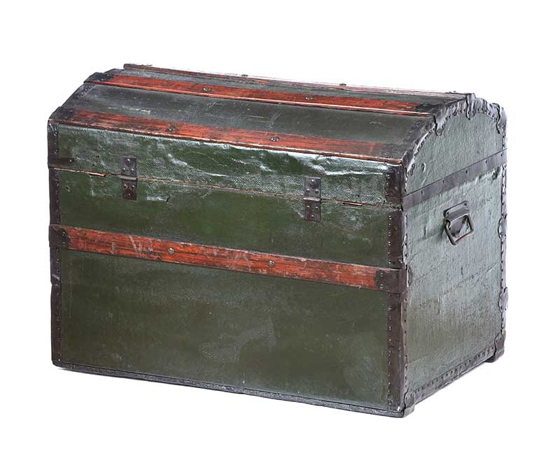 VINTAGE TRAVEL TRUNK - Image 7 of 7