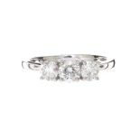 18CT WHITE GOLD DIAMOND RING