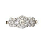 18CT GOLD AND PLATINUM DIAMOND CLUSTER RING