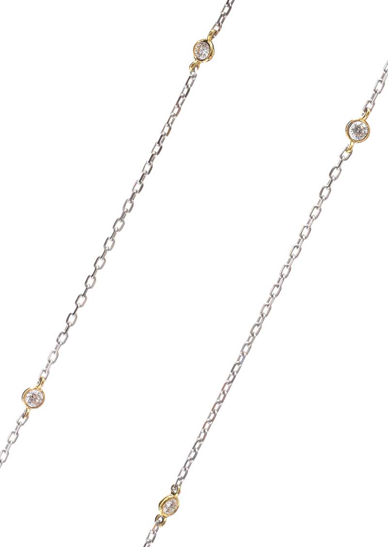 18CT GOLD AND WHITE GOLD DIAMOND NECKLACE - Image 2 of 3