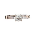 18CT WHITE GOLD DIAMOND RING