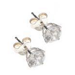 14CT WHITE GOLD DIAMOND STUD EARRINGS