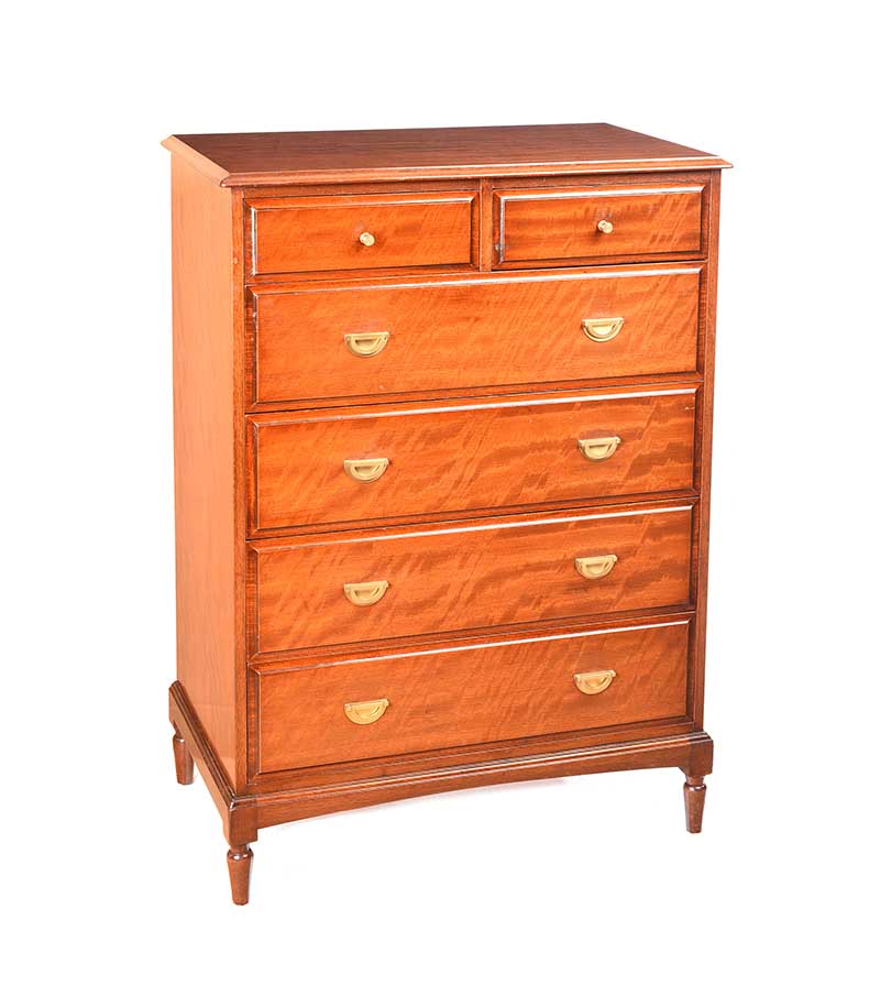 MAHOGANY CHEST OF DRAWERS