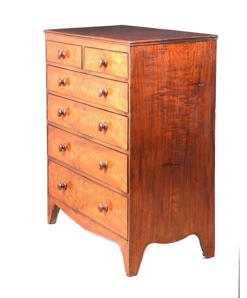 GEORGIAN MAHOGANY CHEST OF DRAWERS - Image 5 of 5