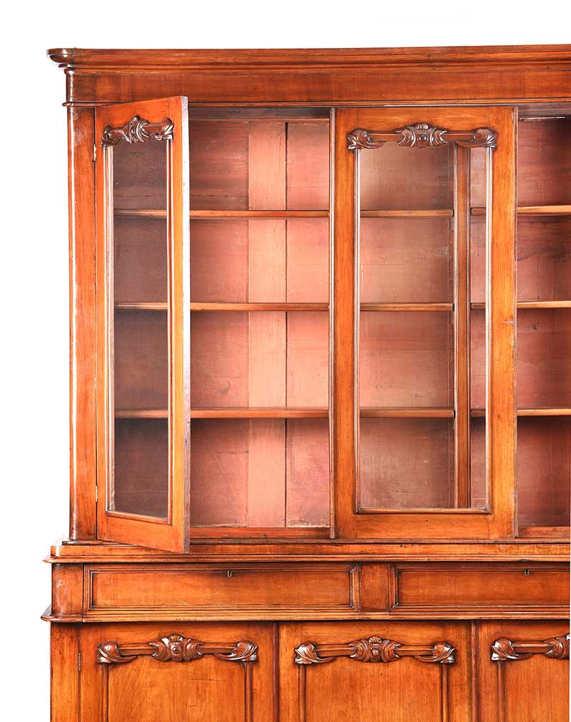 VICTORIAN MAHOGANY THREE DOOR BOOKCASE - Image 8 of 12