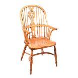 ELM WINDSOR CHAIR