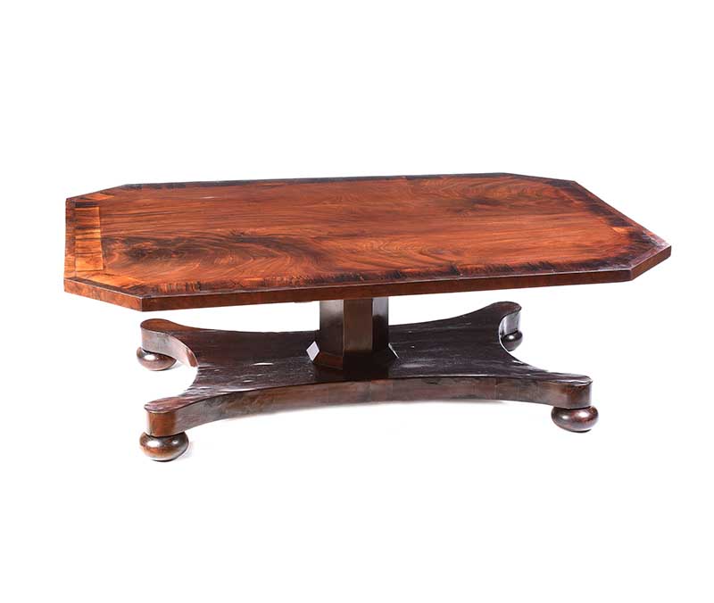 ANTIQUE COFFEE TABLE