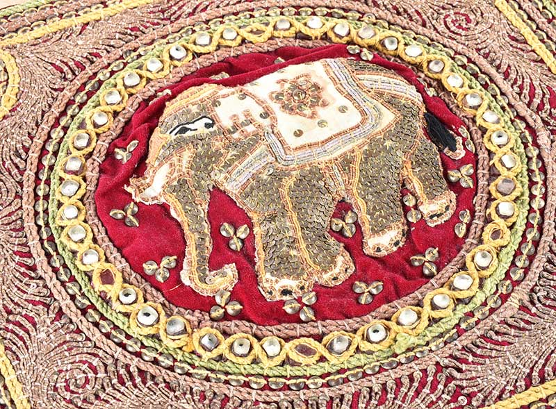 TWO INDIAN BEADWORK PANELS - Image 3 of 5