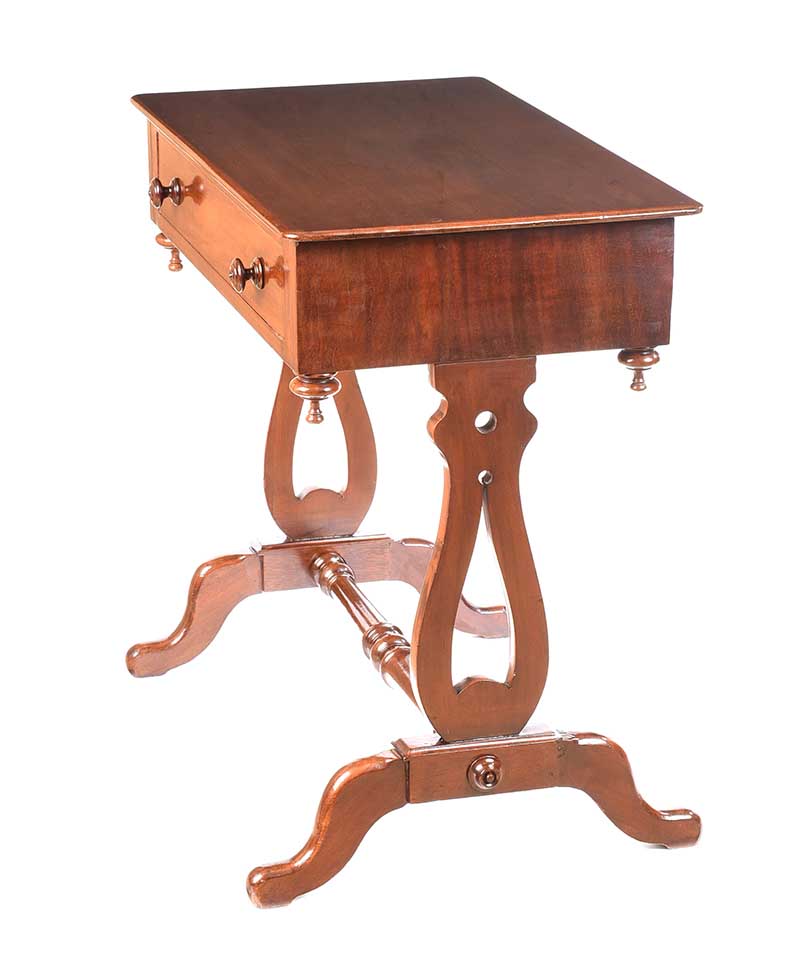 VICTORIAN MAHOGANY LAMP TABLE - Image 6 of 7