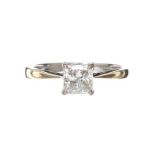 18CT WHITE GOLD SOLITAIRE DIAMOND RING