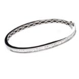 18CT WHITE GOLD DIAMOND BANGLE