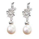 18CT WHITE GOLD DROP EARRING SET WITH DIAMONDS AND PEARLS