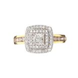 18CT GOLD DIAMOND CLUSTER RING