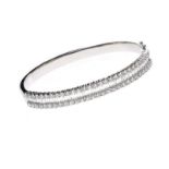 18CT WHITE GOLD DIAMOND BANGLE