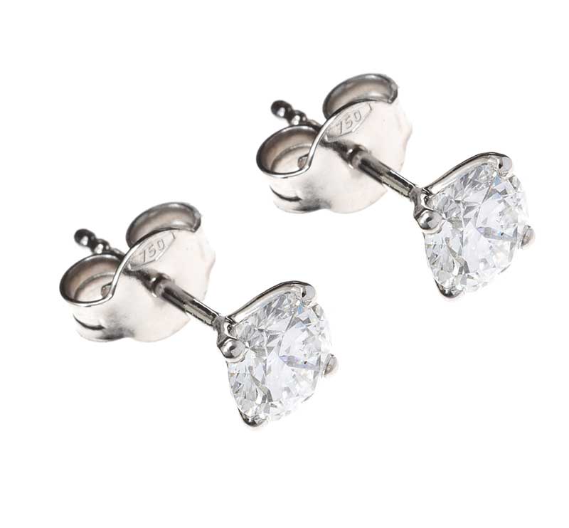 18CT WHITE GOLD DIAMOND STUD EARRINGS