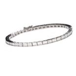 18CT WHITE GOLD DIAMOND BRACELET