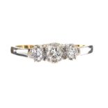 18CT GOLD AND PLATINUM DIAMOND THREE STONE RING