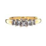 18CT GOLD DIAMOND FIVE STONE RING