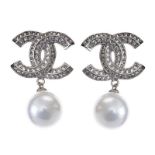 COSTUME EARRINGS IN THE STYLE OF CHANEL