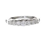 18CT WHITE GOLD DIAMOND RING