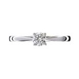 18CT WHITE GOLD DIAMOND SOLITAIRE RING