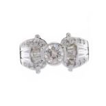 18CT WHITE GOLD DIAMOND RING