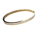 18CT GOLD DIAMOND BANGLE