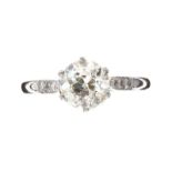 PLATINUM DIAMOND SOLITAIRE RING