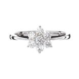 18CT WHITE GOLD DIAMOND CLUSTER RING