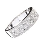 18CT WHITE GOLD DIAMOND RING