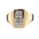 14CT GOLD DIAMOND RING