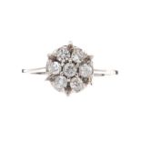 14CT WHITE GOLD DIAMOND CLUSTER RING