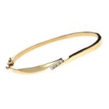 14CT GOLD DIAMOND BANGLE