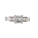 18CT WHITE GOLD DIAMOND RING