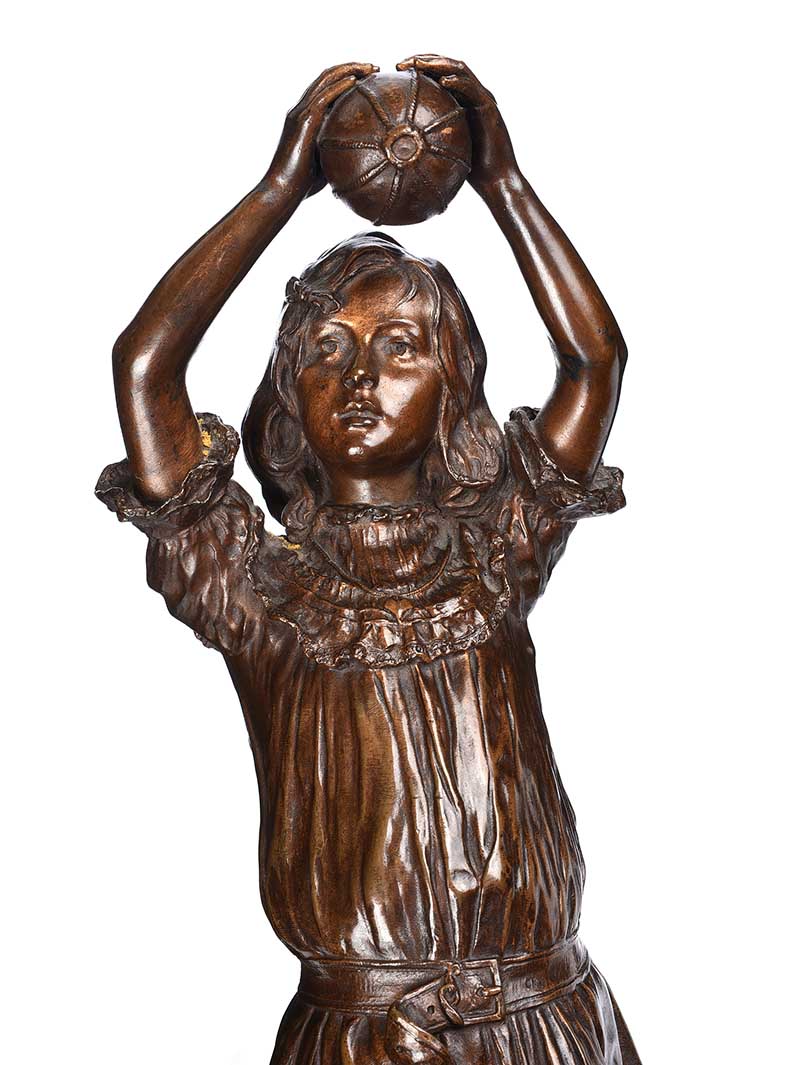 BRONZE FIGURE - Image 2 of 4