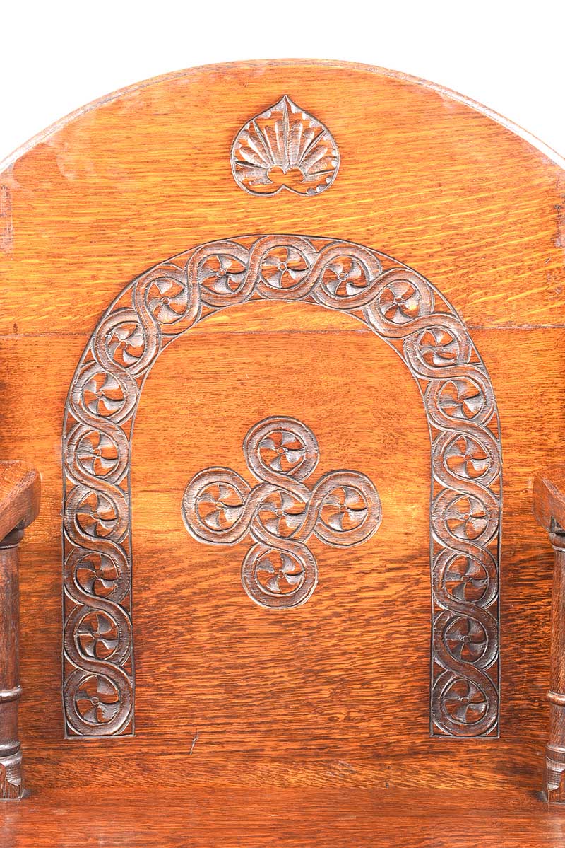 CARVED OAK MONK'S CHAIR - Image 4 of 8