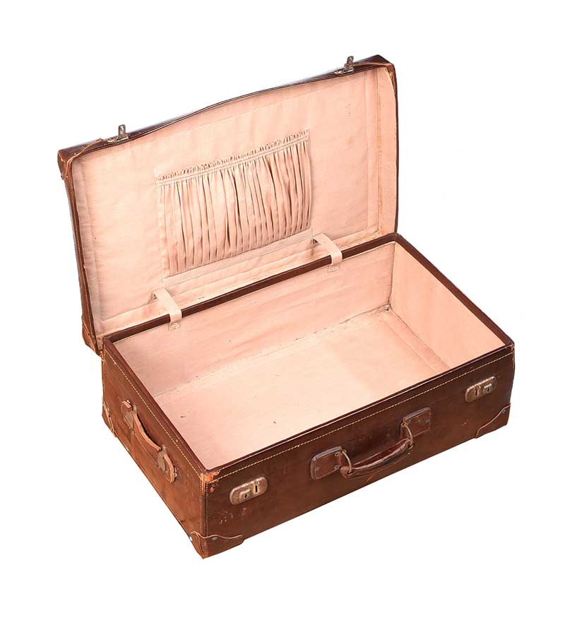 VINTAGE LEATHER TRAVEL CASE - Image 2 of 3