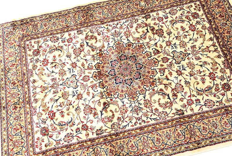 KASHMIR RUG - Image 2 of 4