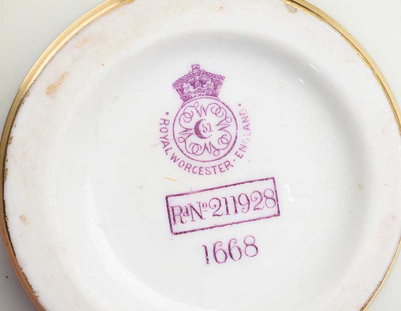 ROYAL WORCESTER JUG - Image 3 of 3