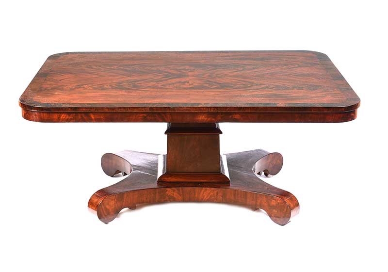 FINE WILLIAM IV FEATHERED MAHOGANY COFFEE TABLE - Image 4 of 5